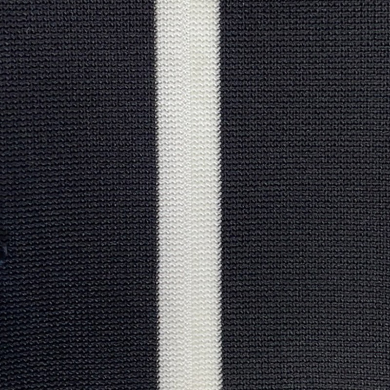 Jacquard-Kragen. Bequem, weich und hygroskopisch