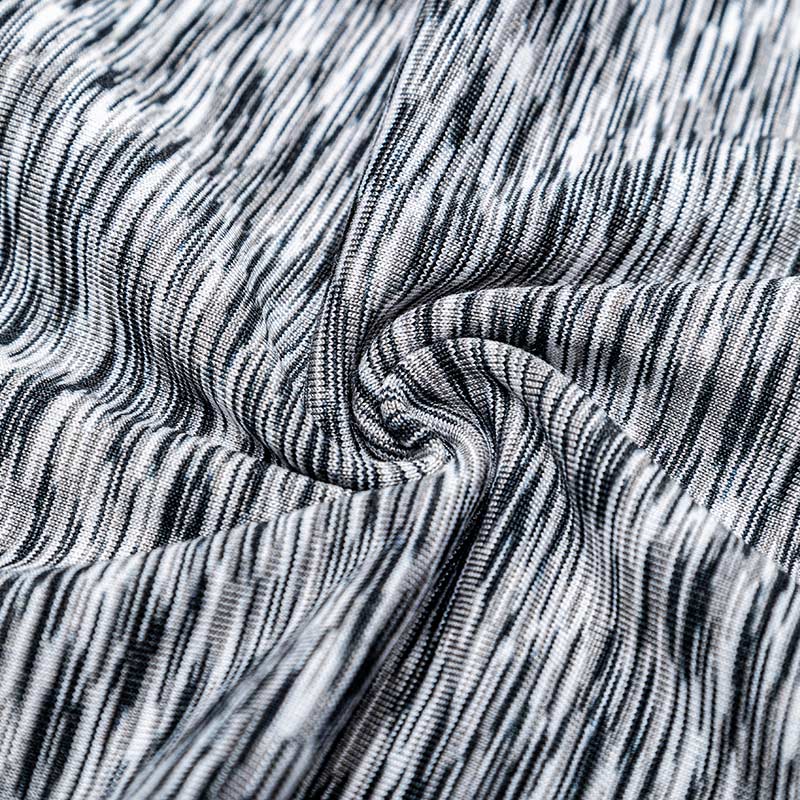 92 % Polyester, 8 % Elastan, gebürsteter, farbiger Jersey